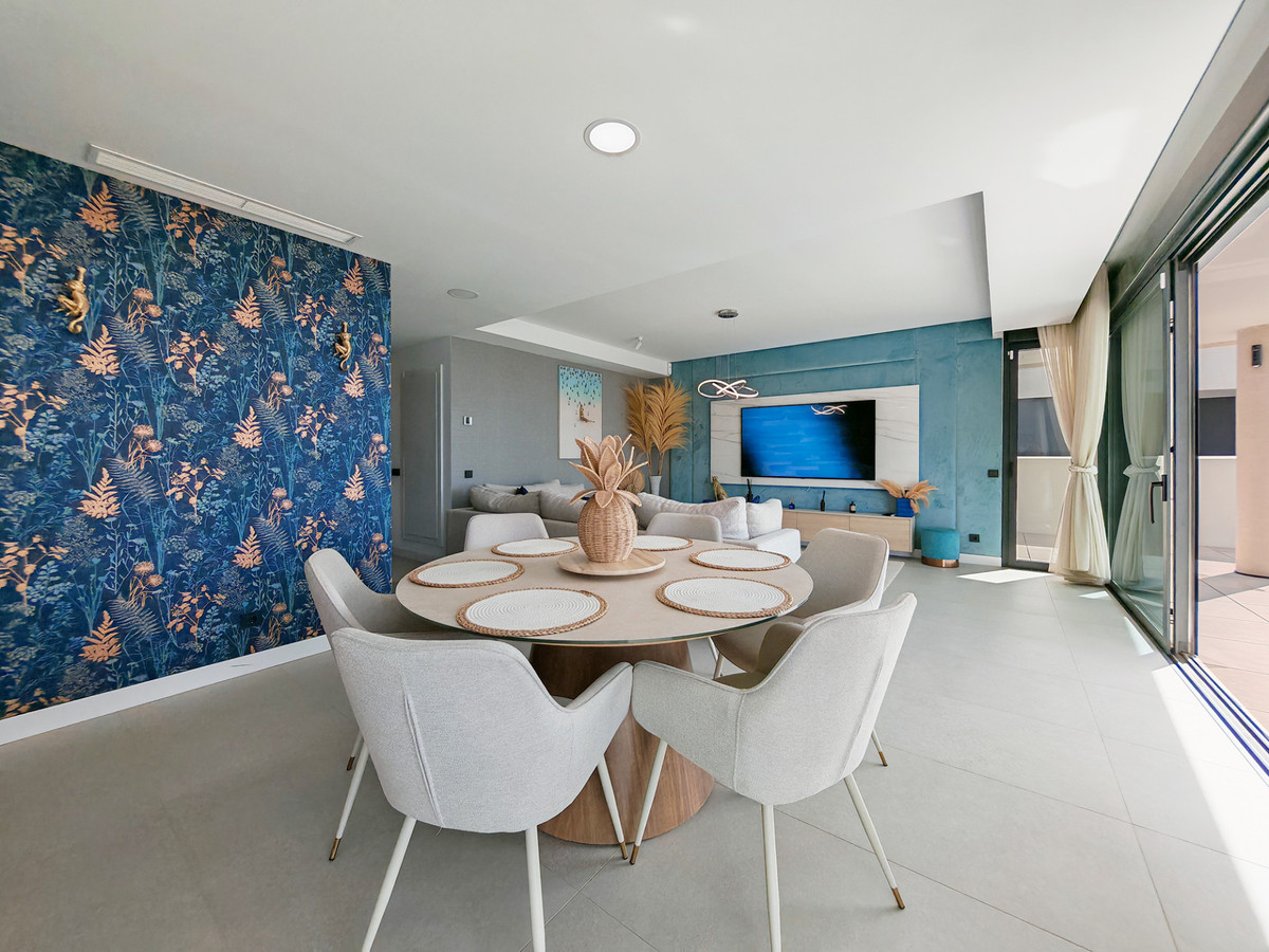 3 bedroom Apartments for sale in Altos de los Monteros – R5220286