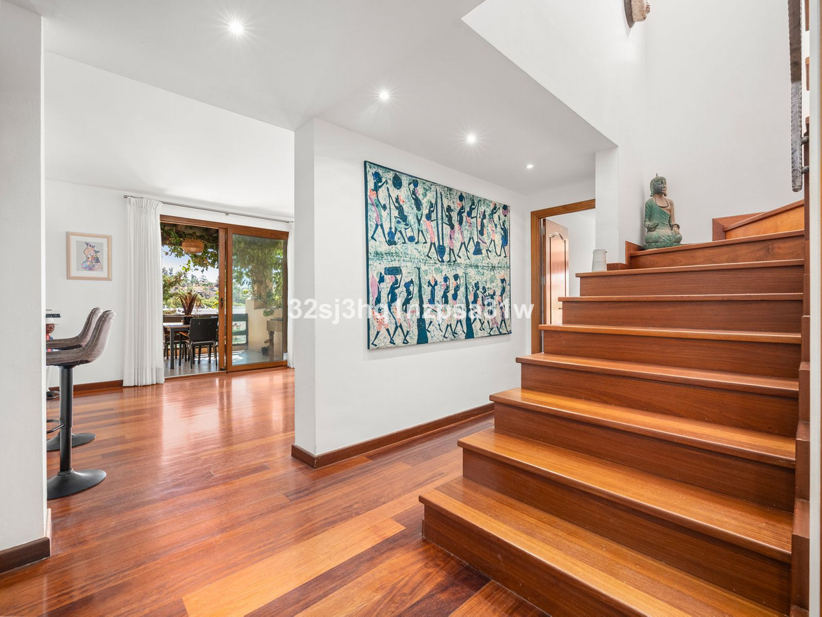 Apartamentos de 4 dormitorios en venta en Nueva Milla de Oro – R5186770