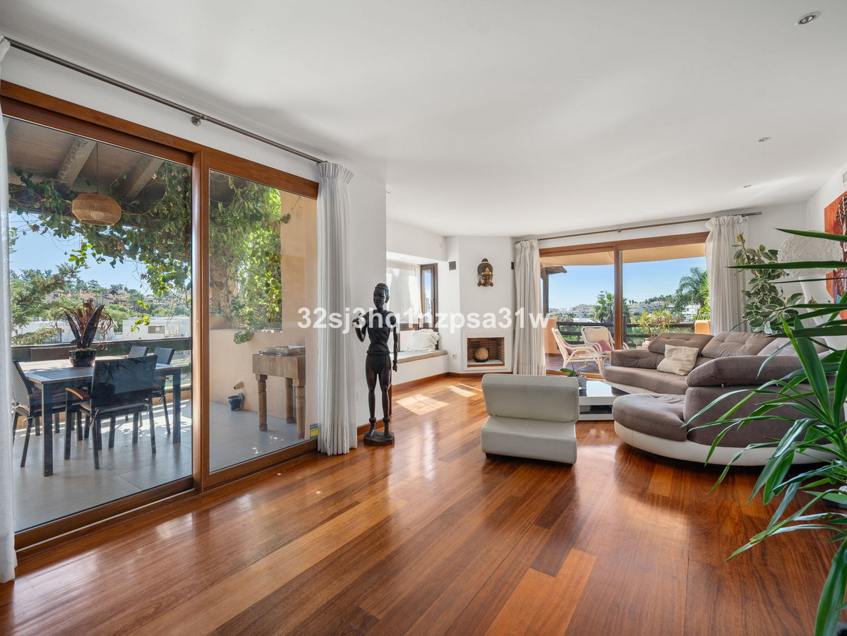 Apartamentos de 4 dormitorios en venta en Nueva Milla de Oro – R5186770