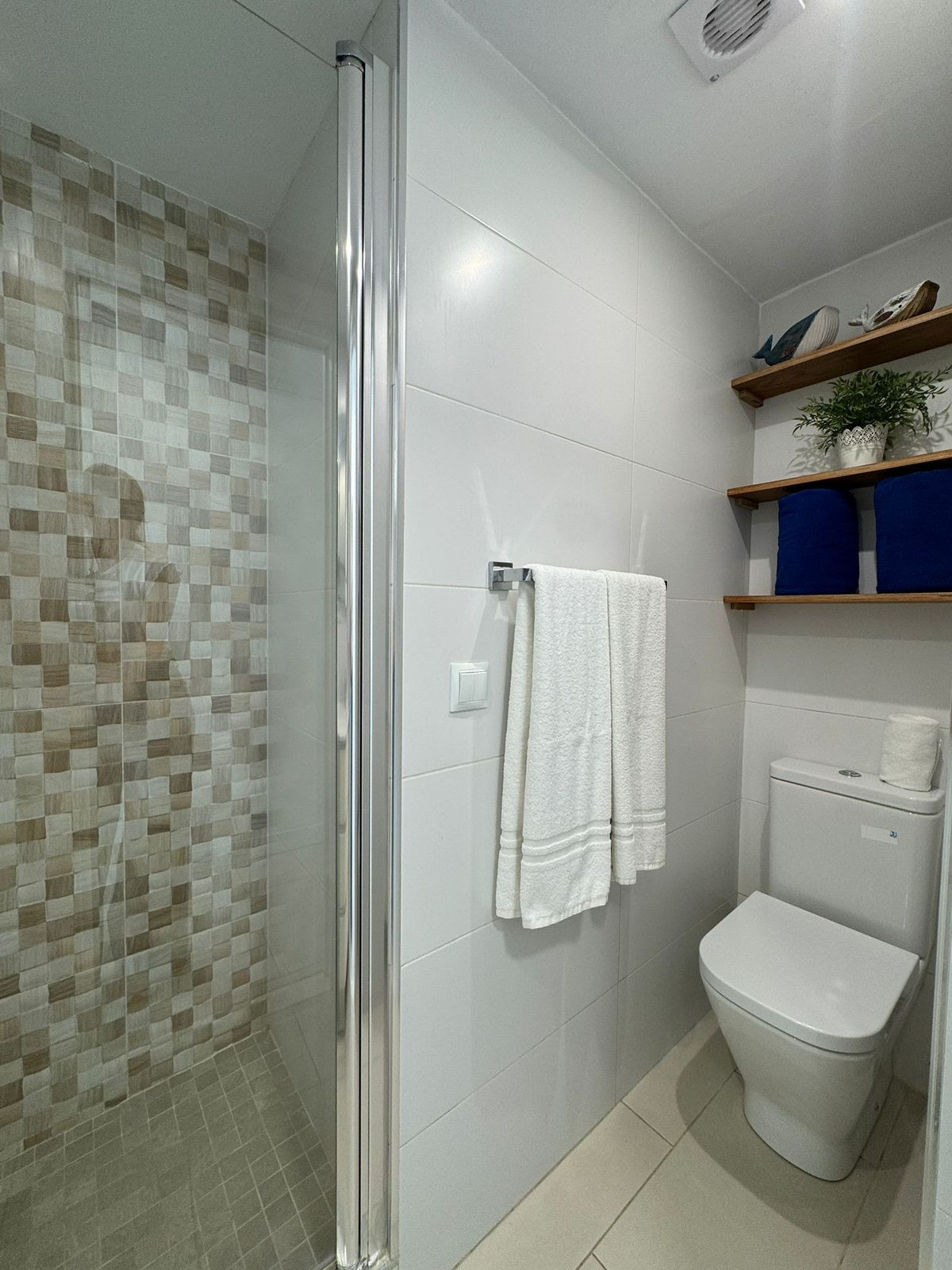 1 bedroom Apartments for sale in Marbella – R5185204