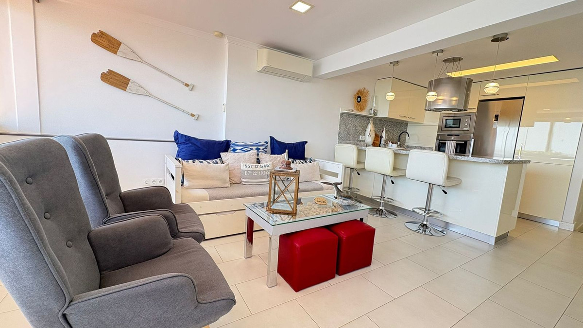 1 bedroom Apartments for sale in Marbella – R5185204