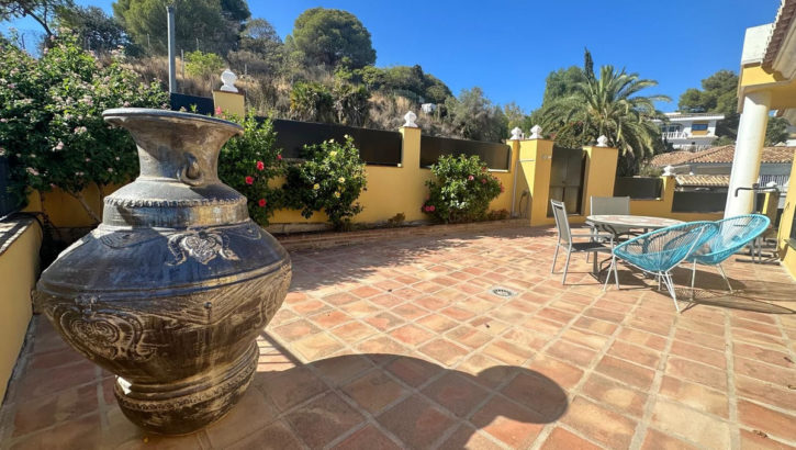 4 bedroom Villas for sale in Mijas – R5181238 in 