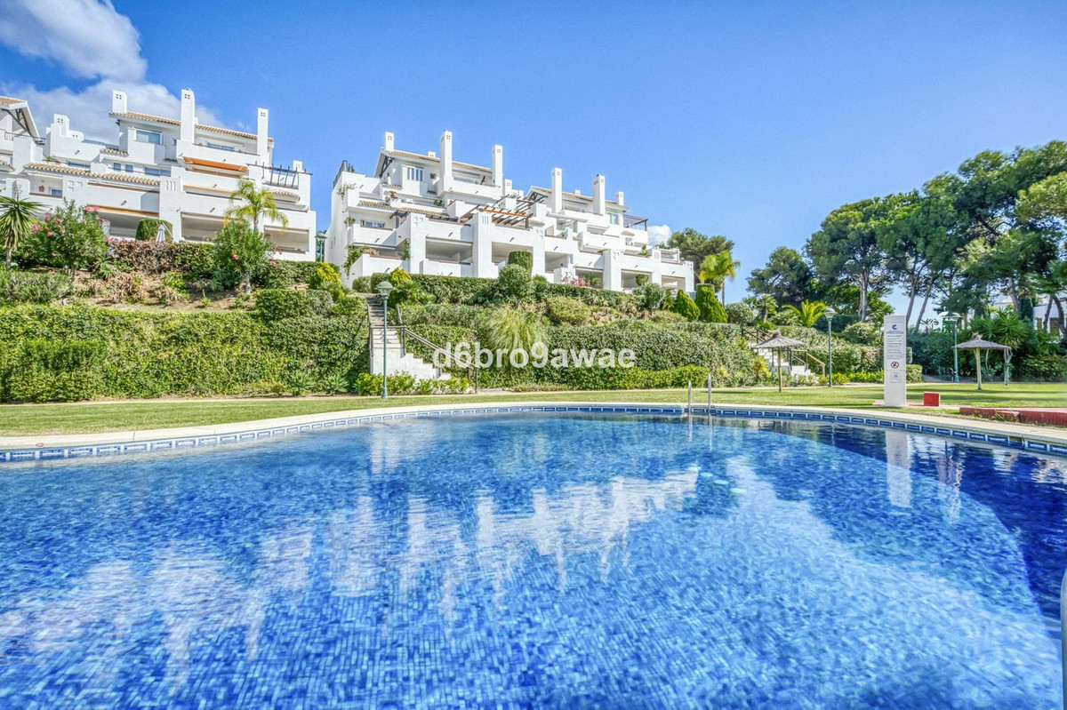 3 bedroom Apartments for sale in Marbella – R5211607