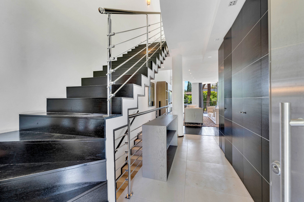 2 bedroom Townhouses for sale in Milla de Oro – R5216734