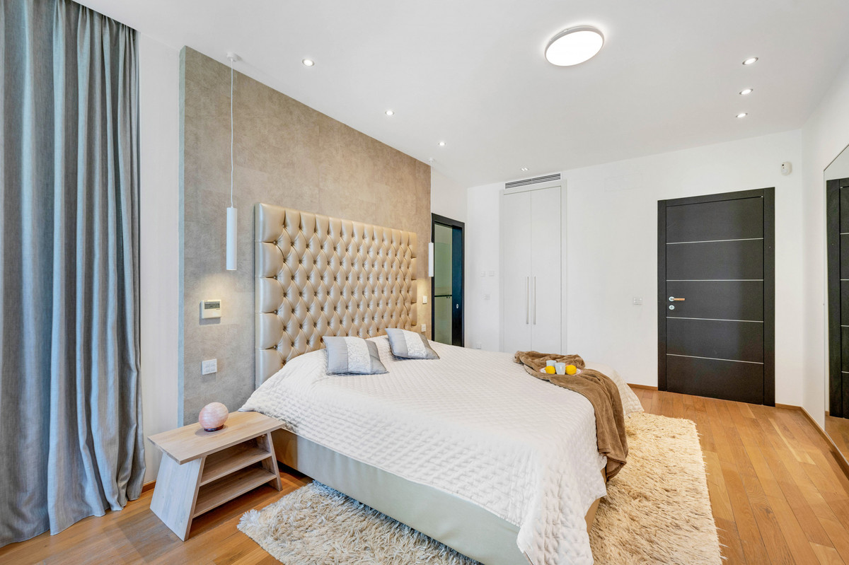 2 bedroom Townhouses for sale in Milla de Oro – R5216734