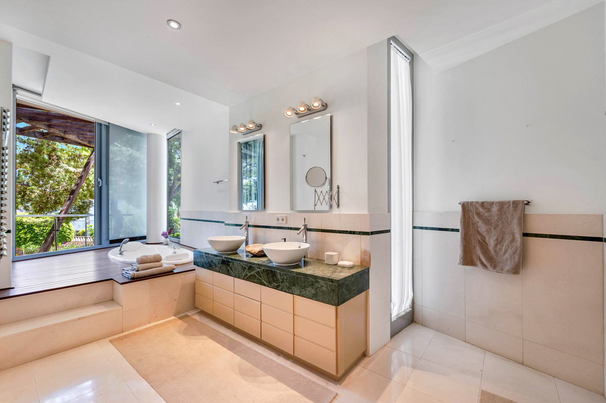 2 bedroom Townhouses for sale in Milla de Oro – R5216734