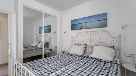 2 bedroom Apartments for sale in Riviera del Sol – R5192137