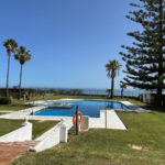 Apartamentos de 4 dormitorios en venta en Calahonda – R5191963