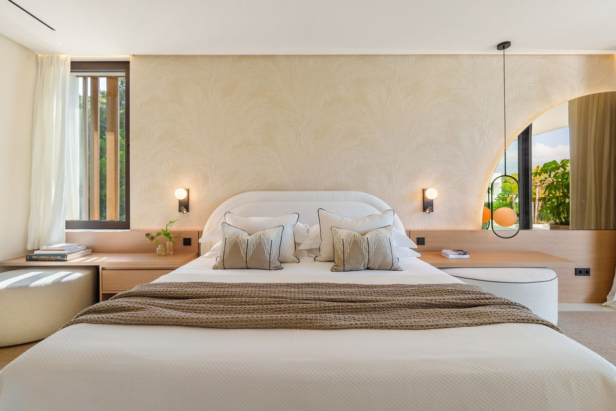 5 bedroom Villas for sale in Milla de Oro – R5210266 5 bedroom Villas for sale in Milla de Oro – R5210266