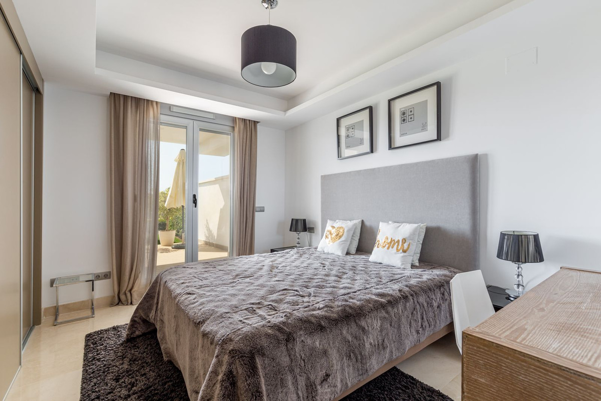 2 bedroom Apartments for sale in Los Arqueros – R5186803