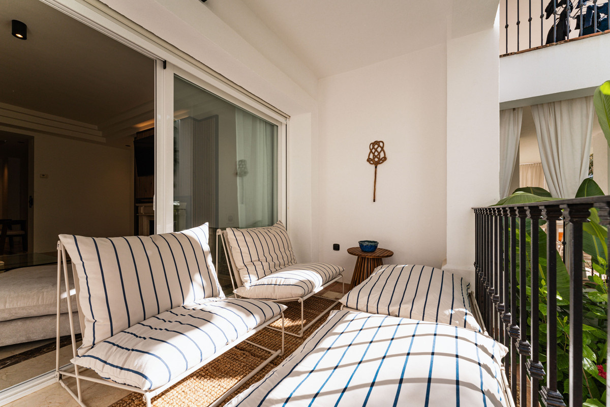 3 bedroom Apartments for sale in Sierra Blanca – R5226847