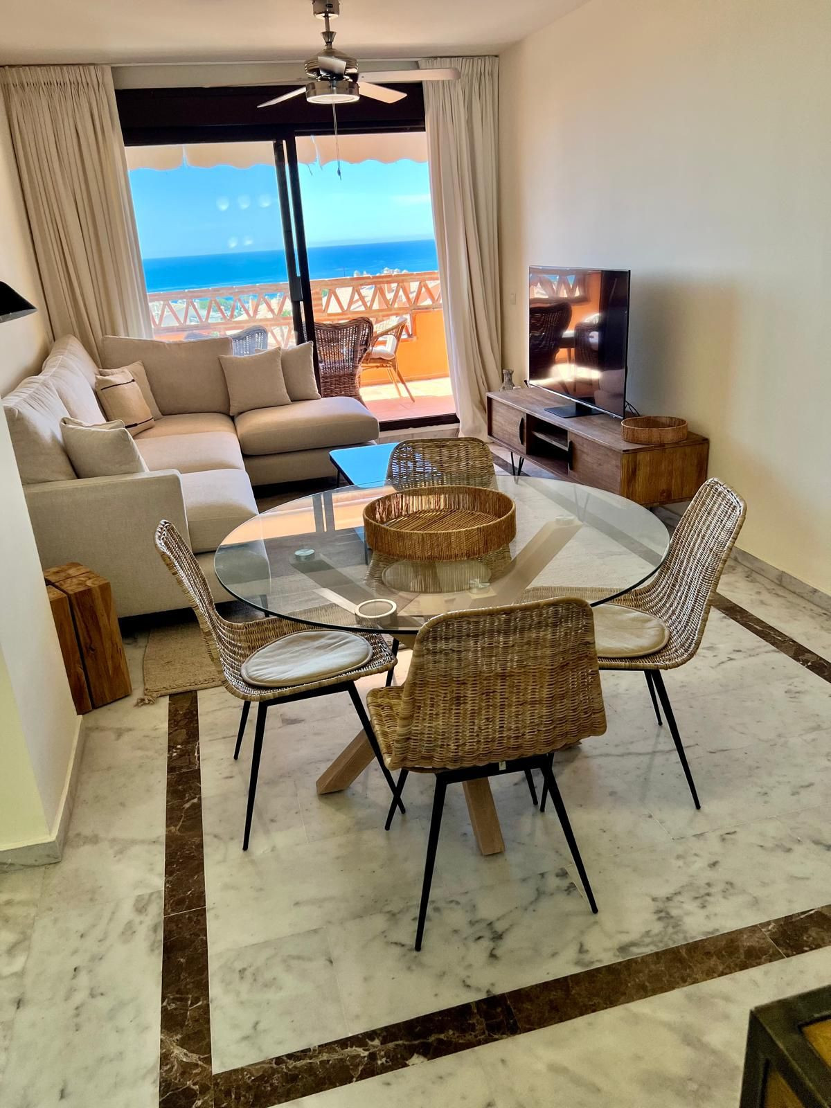 3 bedroom Apartments for sale in Milla de Oro – R5056471 3 bedroom Apartments for sale in Milla de Oro – R5056471