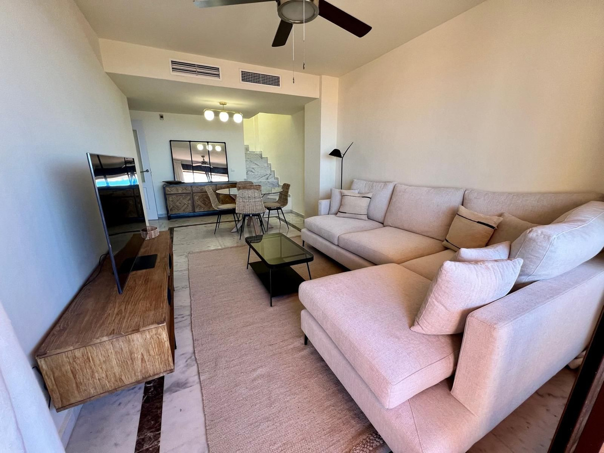 3 bedroom Apartments for sale in Milla de Oro – R5056471 3 bedroom Apartments for sale in Milla de Oro – R5056471