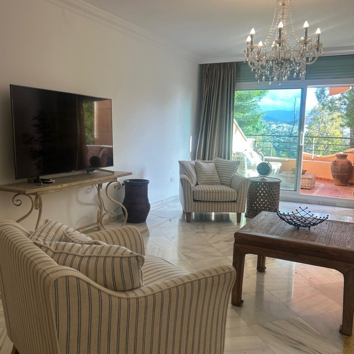 2 bedroom Apartments for sale in Marbella – R5222299