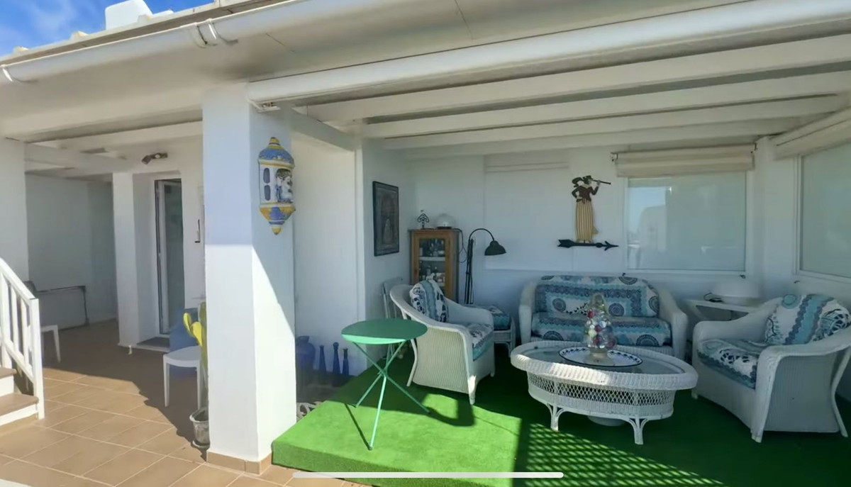 2 bedroom Penthouses for sale in Milla de Oro – R5010196 2 bedroom Penthouses for sale in Milla de Oro – R5010196