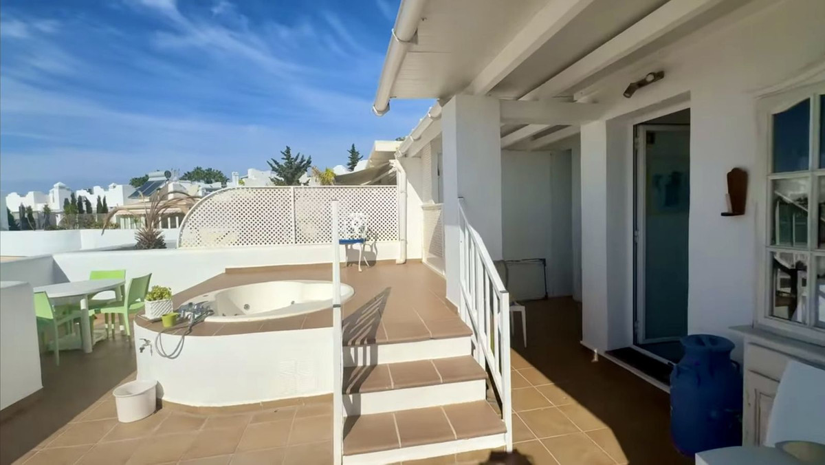 2 bedroom Penthouses for sale in Milla de Oro – R5010196 2 bedroom Penthouses for sale in Milla de Oro – R5010196