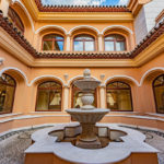 Villas de 8 dormitorios en venta en Guadalmina Baja – R4189078