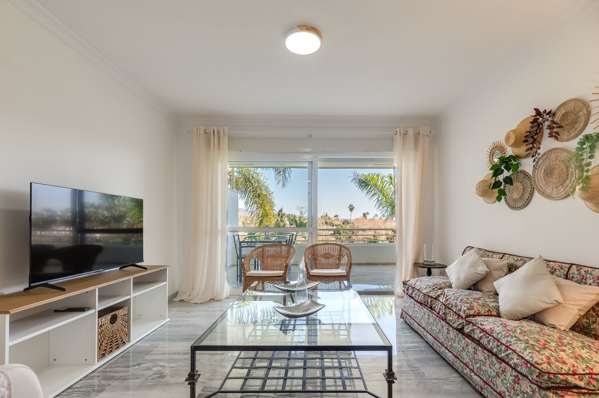 Apartamentos de 3 dormitorios en venta en Guadalmina Baja – R5222326 Apartamentos de 3 dormitorios en venta en Guadalmina Baja – R5222326