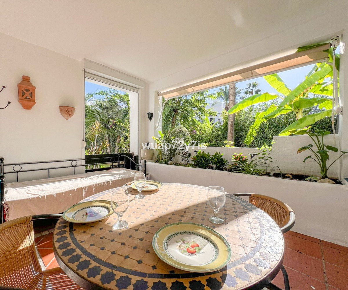 Apartamentos de 2 dormitorios en venta en Atalaya – R5217727