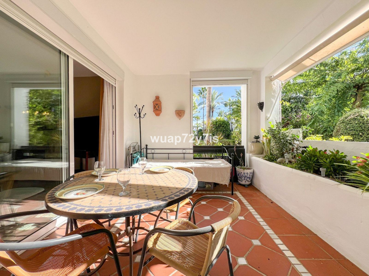 Apartamentos de 2 dormitorios en venta en Atalaya – R5217727