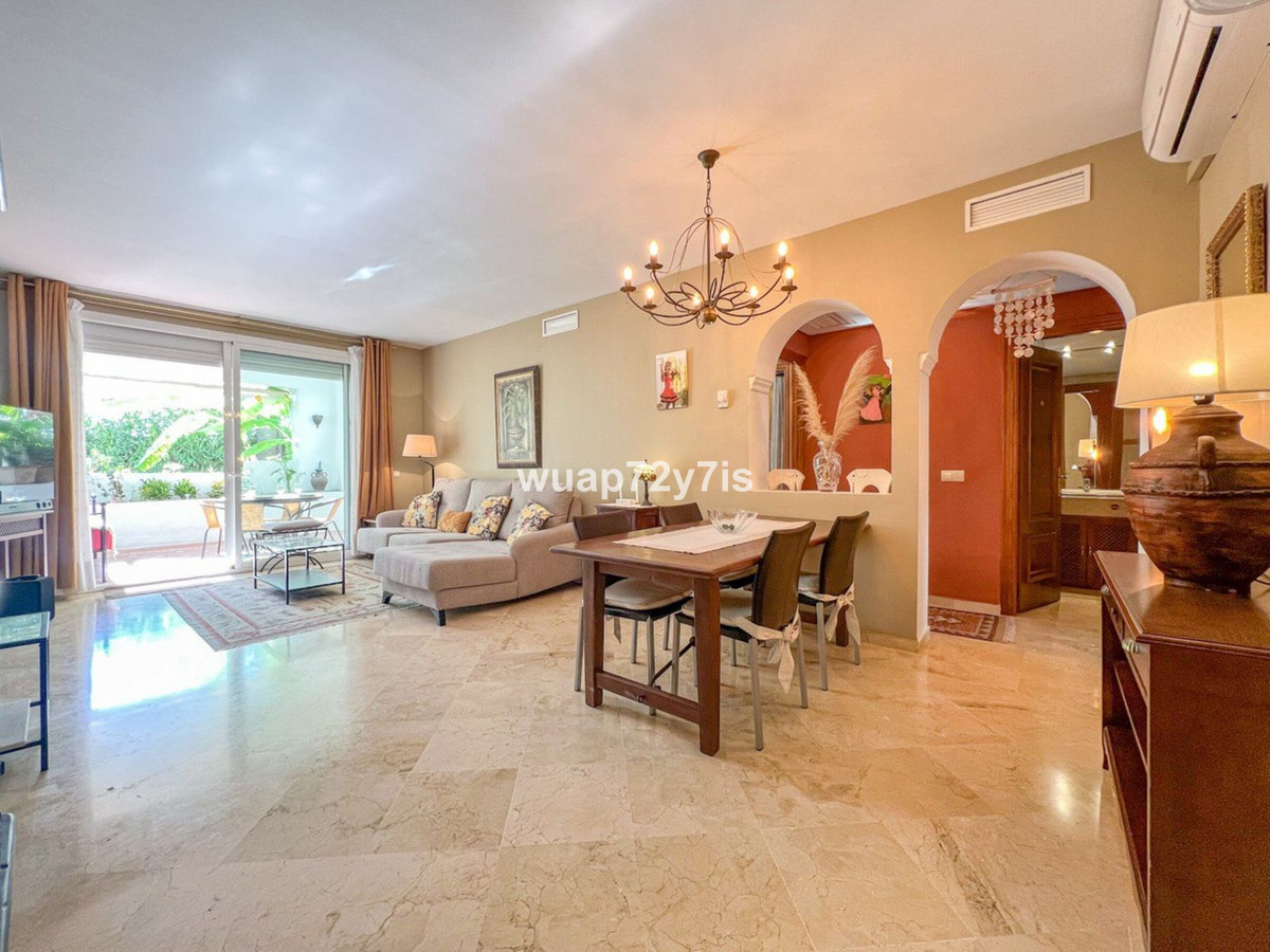 Apartamentos de 2 dormitorios en venta en Atalaya – R5217727