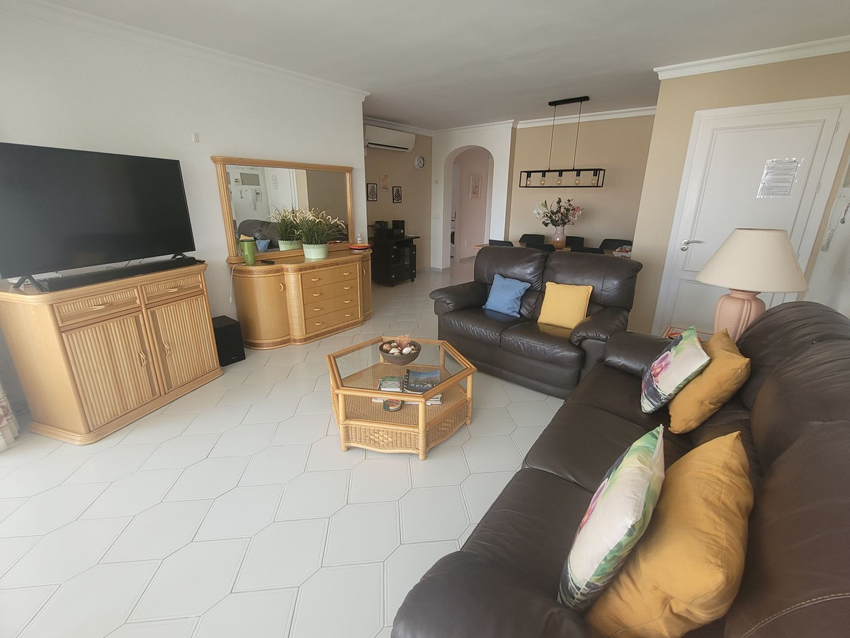 3 bedroom Apartments for sale in Mijas – R5213917