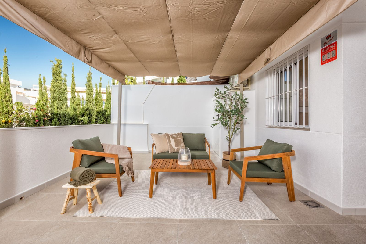 2 bedroom Apartments for sale in Riviera del Sol – R4889923