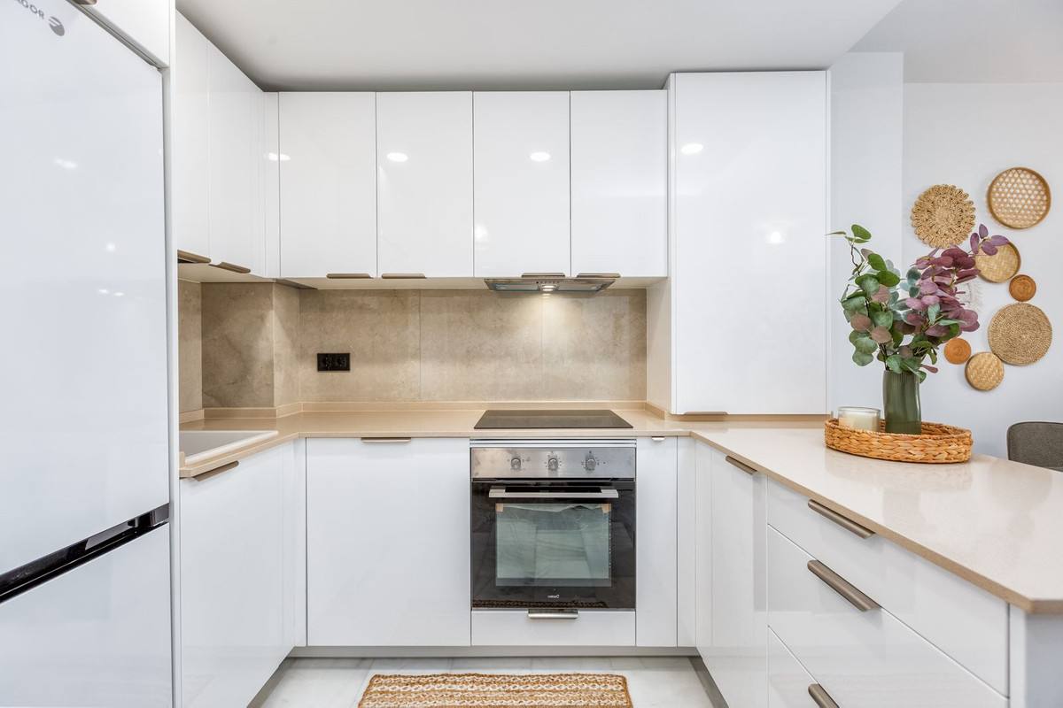 2 bedroom Apartments for sale in Riviera del Sol – R4889923