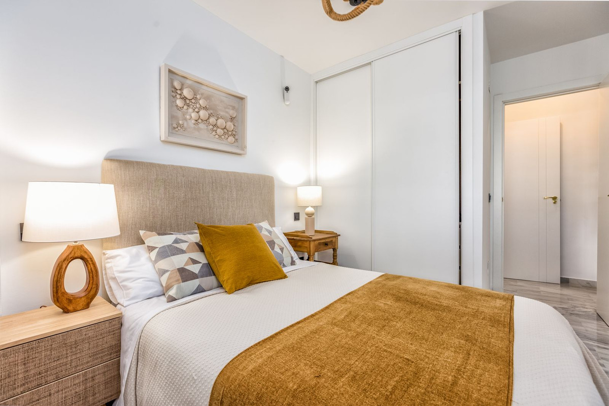 2 bedroom Apartments for sale in Riviera del Sol – R4889923