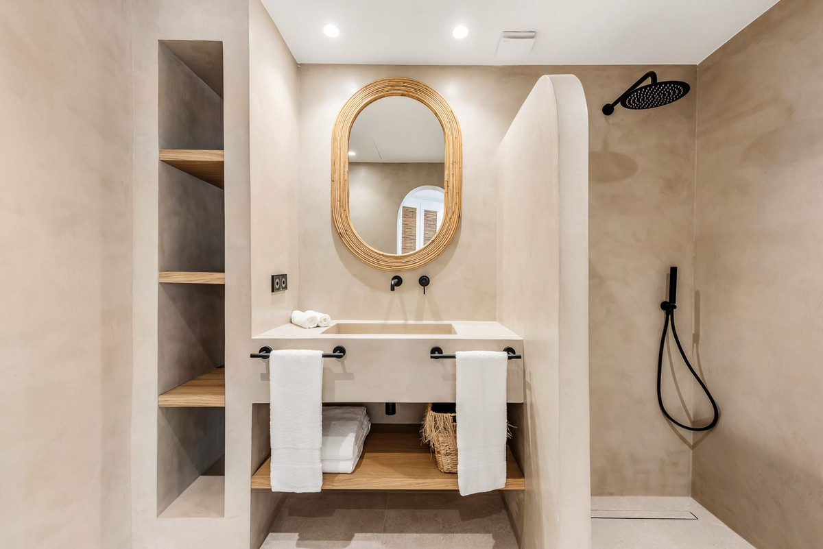 2 bedroom Apartments for sale in Elviria – R5218318