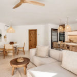 2 bedroom Apartments for sale in Elviria – R5218318