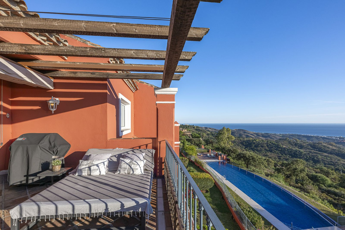 Aticos de 2 dormitorios en venta en La Mairena – R5227804