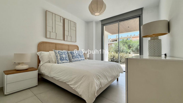 2 bedroom Apartments for sale in Elviria – R5077903 in 