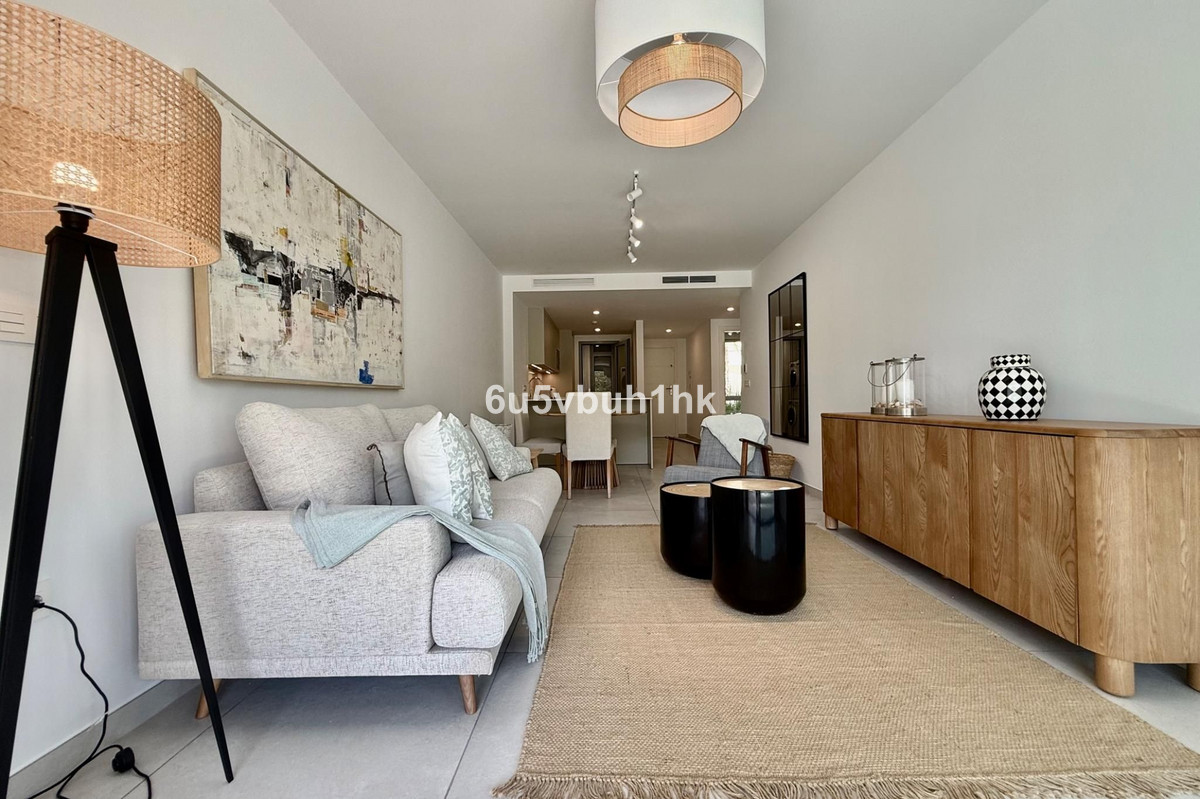 2 bedroom Apartments for sale in Elviria – R5077903 2 bedroom Apartments for sale in Elviria – R5077903