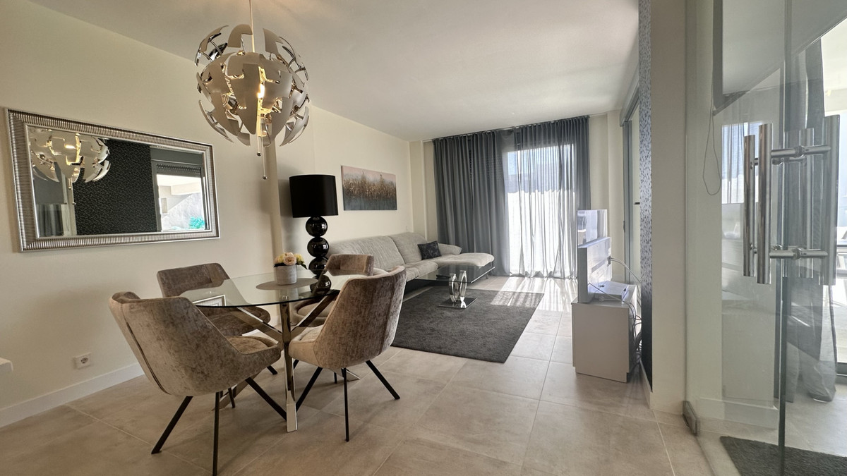 Apartamentos de 2 dormitorios en venta en Selwo – R5119318