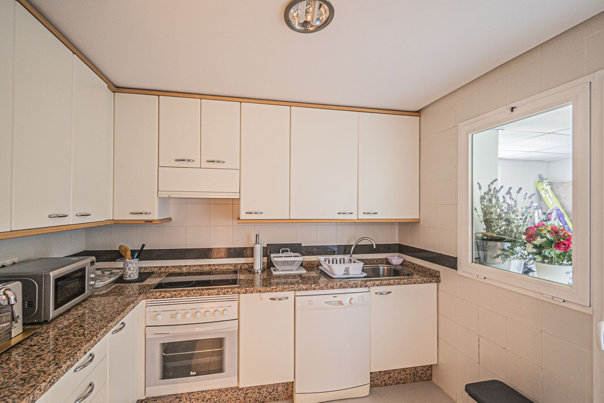 3 bedroom Apartments for sale in Atalaya – R5152120 3 bedroom Apartments for sale in Atalaya – R5152120