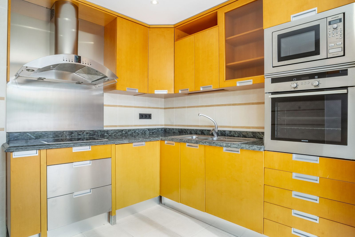 Apartamentos de 2 dormitorios en venta en Marbella – R5182582