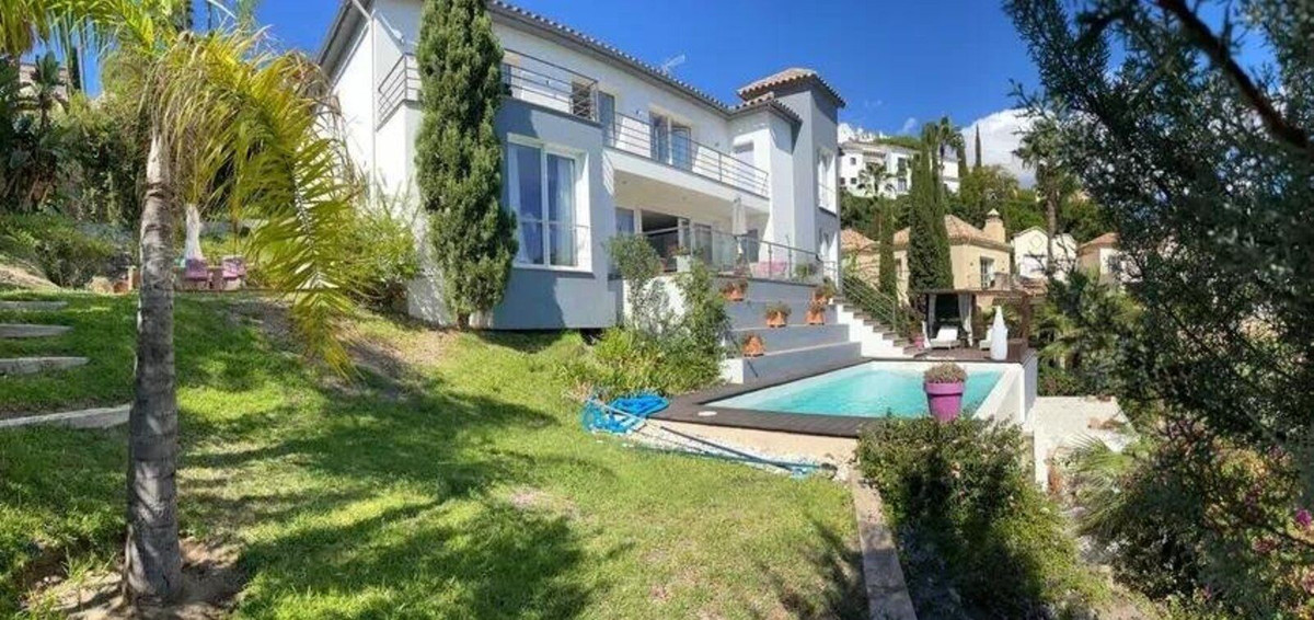 Villas de 5 dormitorios en venta en Los Arqueros – R5157490 Villas de 5 dormitorios en venta en Los Arqueros – R5157490