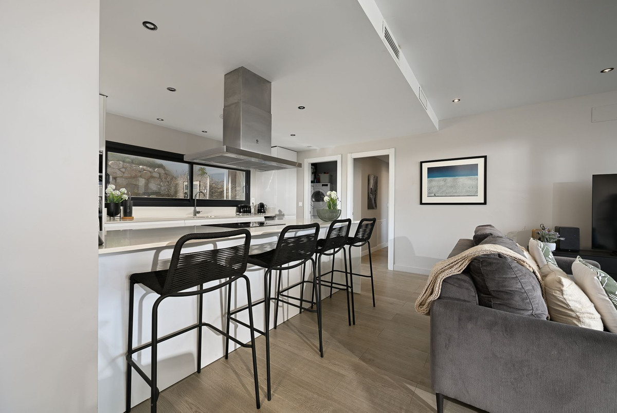 3 bedroom Penthouses for sale in La Cala de Mijas – R5215402