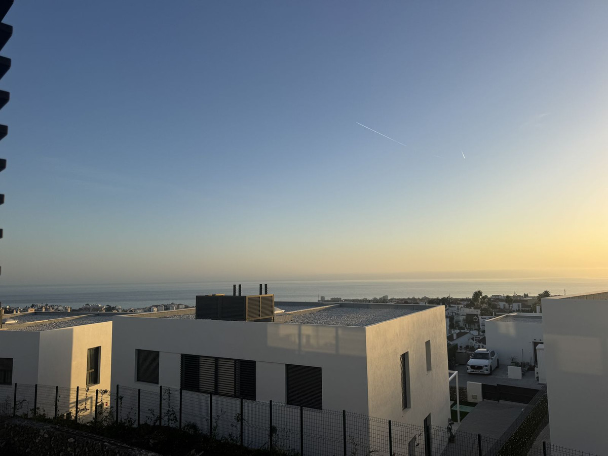 Adosados de 3 dormitorios en venta en Riviera del Sol – R5206303