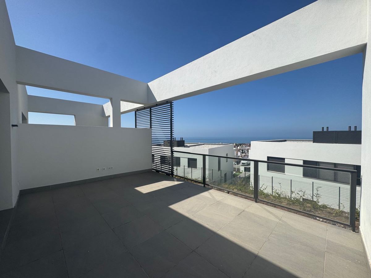 Adosados de 3 dormitorios en venta en Riviera del Sol – R5206303