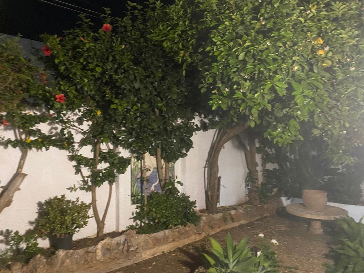 Villas de 4 dormitorios en venta en Marbella – R5222296