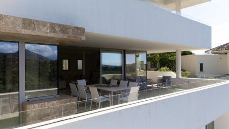 6 bedroom Villas for sale in Los Arqueros – R5214310