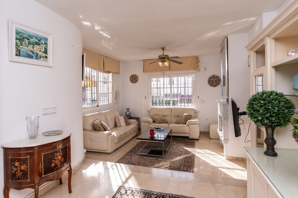 3 bedroom Semi-detached for sale in Costabella – R5225683