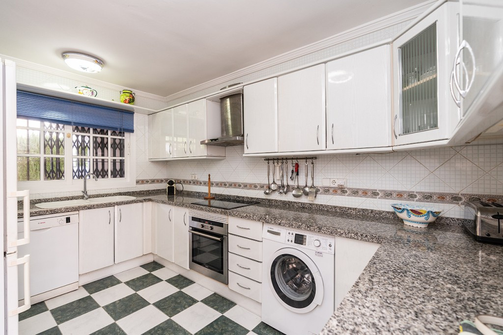 3 bedroom Semi-detached for sale in Costabella – R5225683