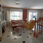 Adosados de 5 dormitorios en venta en Marbella – R5188051