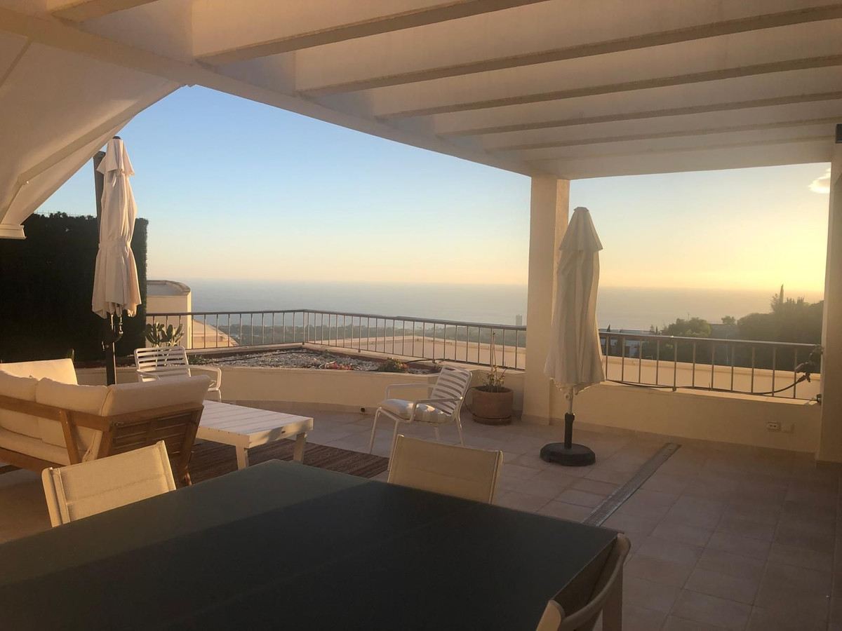 Apartamentos de 3 dormitorios en venta en Altos de los Monteros – R5223376 Apartamentos de 3 dormitorios en venta en Altos de los Monteros – R5223376