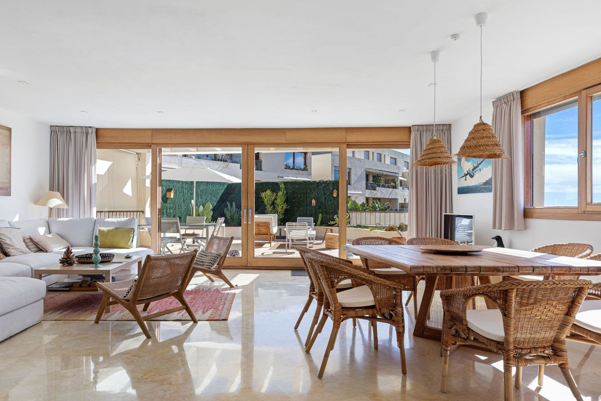 Apartamentos de 3 dormitorios en venta en Altos de los Monteros – R5223376 Apartamentos de 3 dormitorios en venta en Altos de los Monteros – R5223376