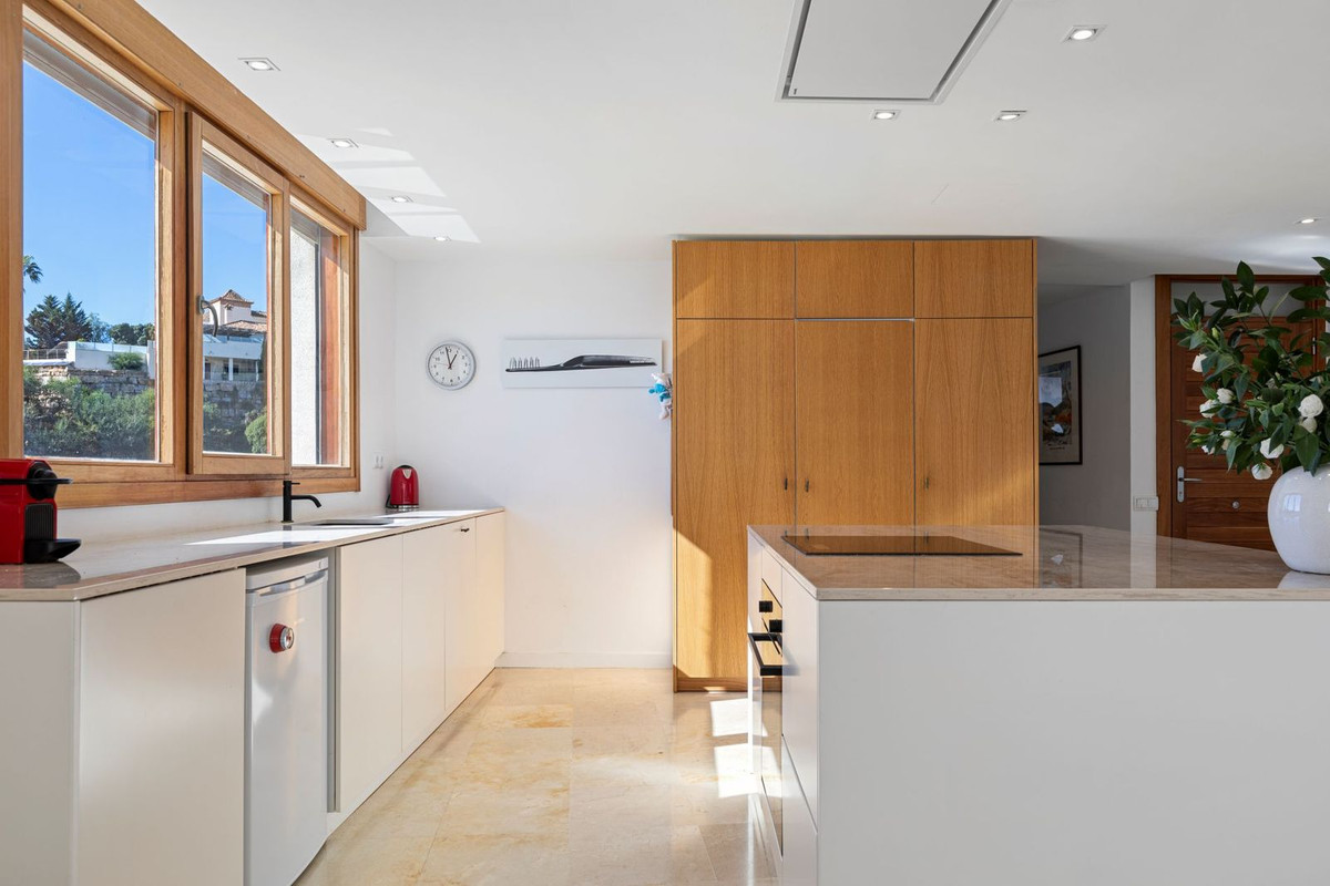 Apartamentos de 3 dormitorios en venta en Altos de los Monteros – R5223376 Apartamentos de 3 dormitorios en venta en Altos de los Monteros – R5223376