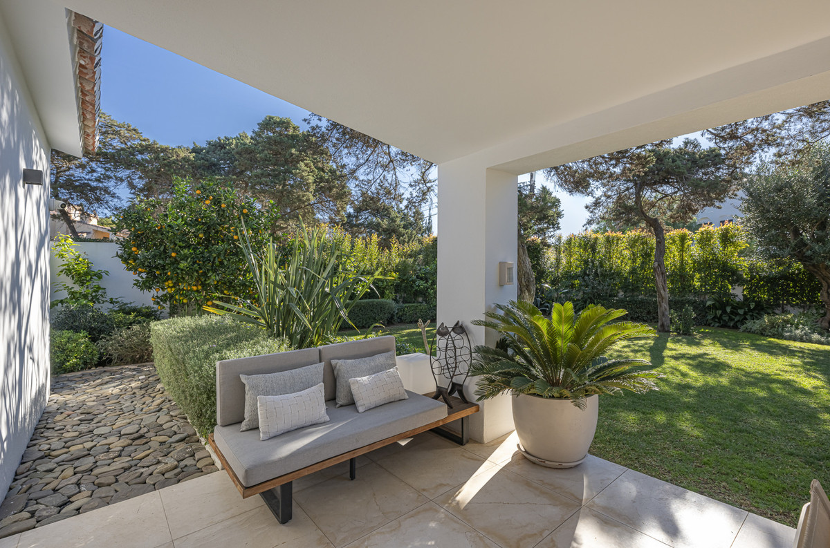 3 bedroom Villas for sale in Marbesa – R5230699